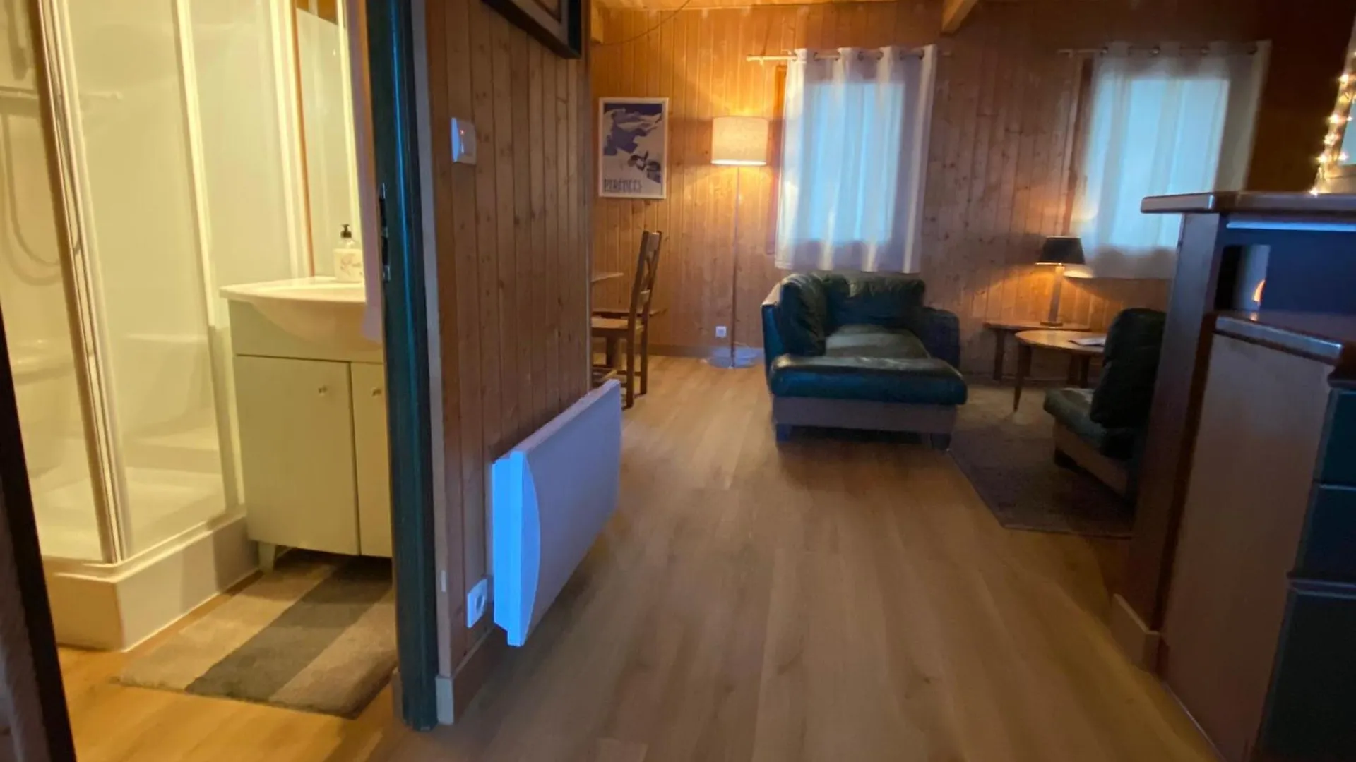 Chalet Aster Germ